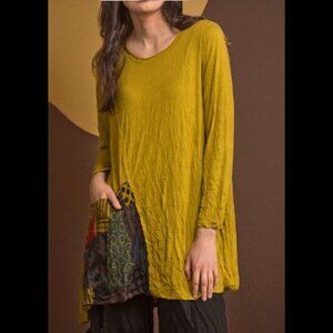 CHALET ET CECI Women Mustard Tunic Top Asymmetrical Hem Lagenlook Crinkle S NWOT